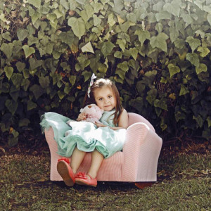 Keet Roundy Rocking Kid's Chair, Brown, Small