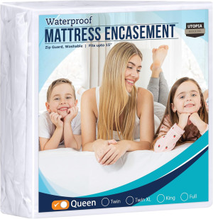 Utopia Bedding Zippered Mattress Encasement Queen,...