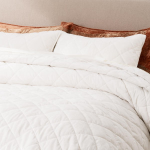 Luxury Crushed Velvet Quilt Set King Size, Diamond...