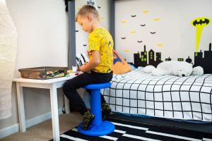 ActiveChairs Kids Wobble Chair, Flexible Classroom...